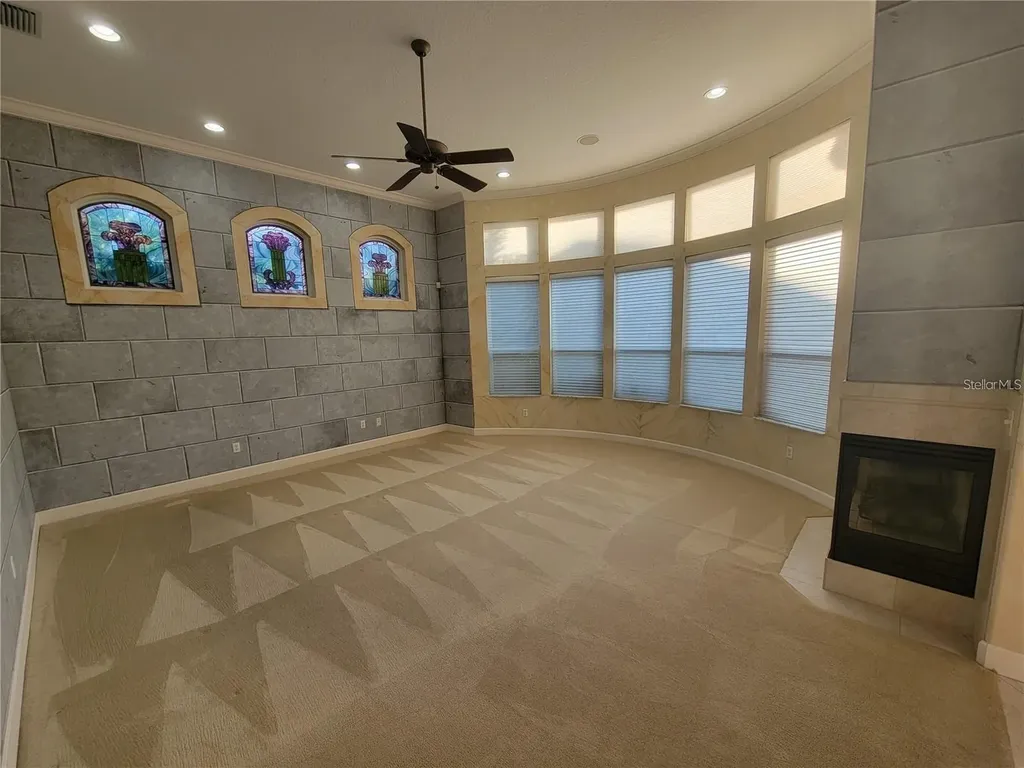 10209 Thurston Groves Boulevard Largo FL 33778