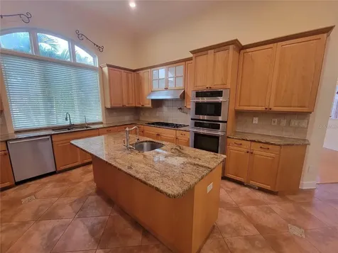 10209 Thurston Groves Boulevard Largo FL 33778