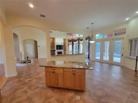 10209 Thurston Groves Boulevard Largo FL 33778