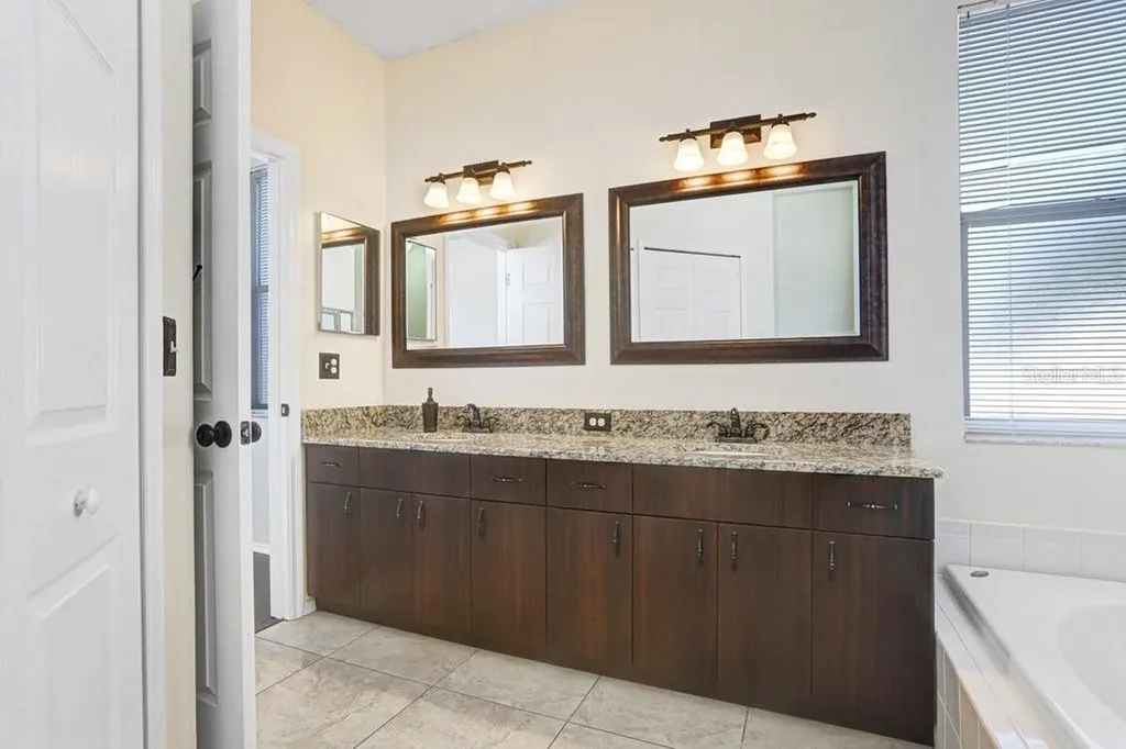 8924 Metheny Circle Tampa FL 33615
