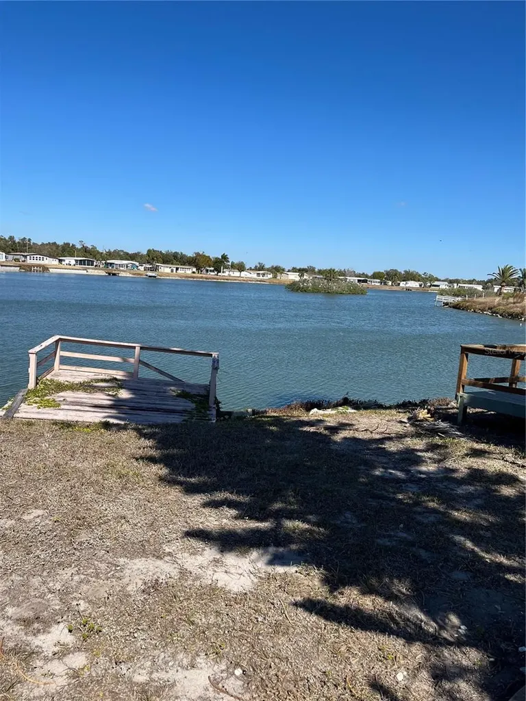 2820 Penguin Lane Englewood FL 34224