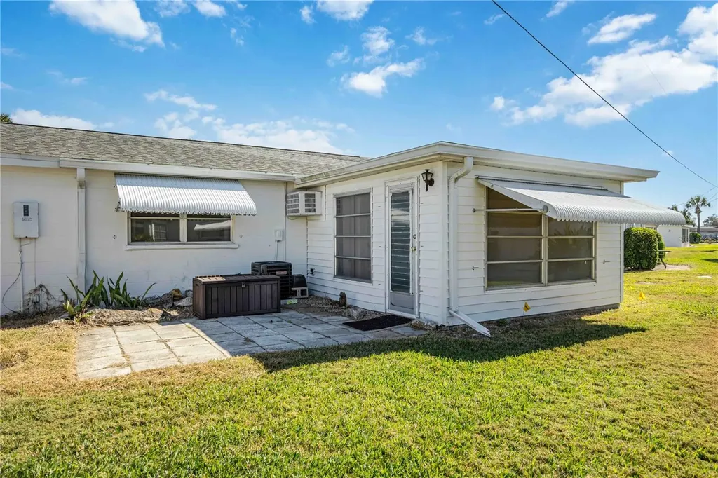 6118 Coral Way Bradenton FL 34207