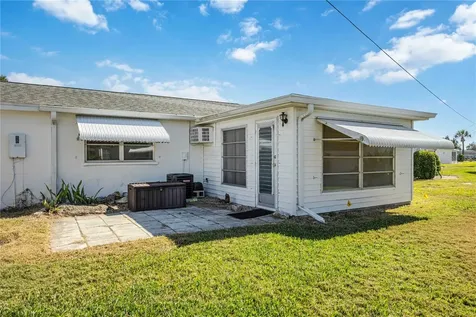 6118 Coral Way Bradenton FL 34207