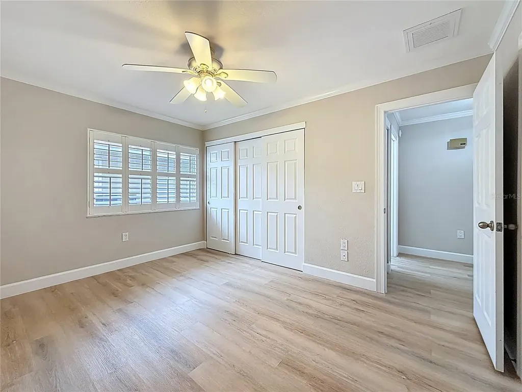 6747 Cape Hatteras Way NE St Petersburg FL 33702