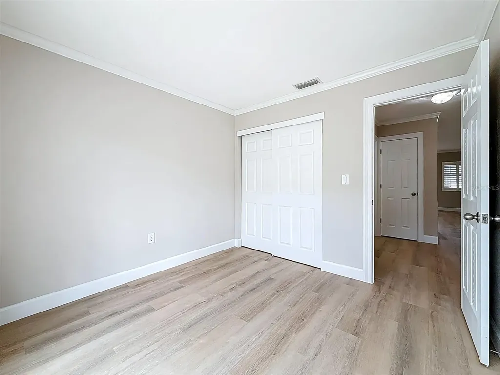 6747 Cape Hatteras Way NE St Petersburg FL 33702
