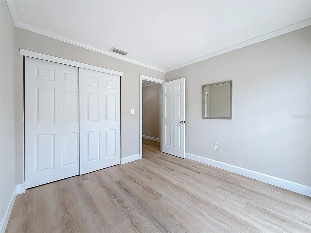 6747 Cape Hatteras Way NE St Petersburg FL 33702