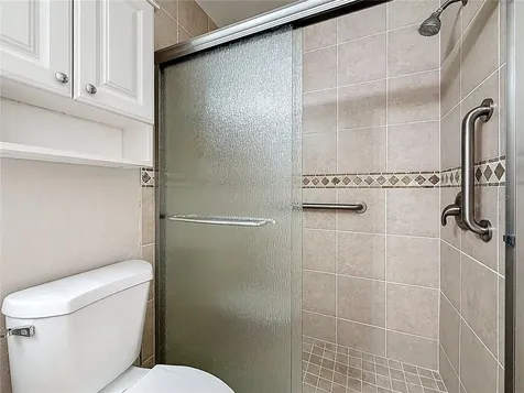 6747 Cape Hatteras Way NE St Petersburg FL 33702