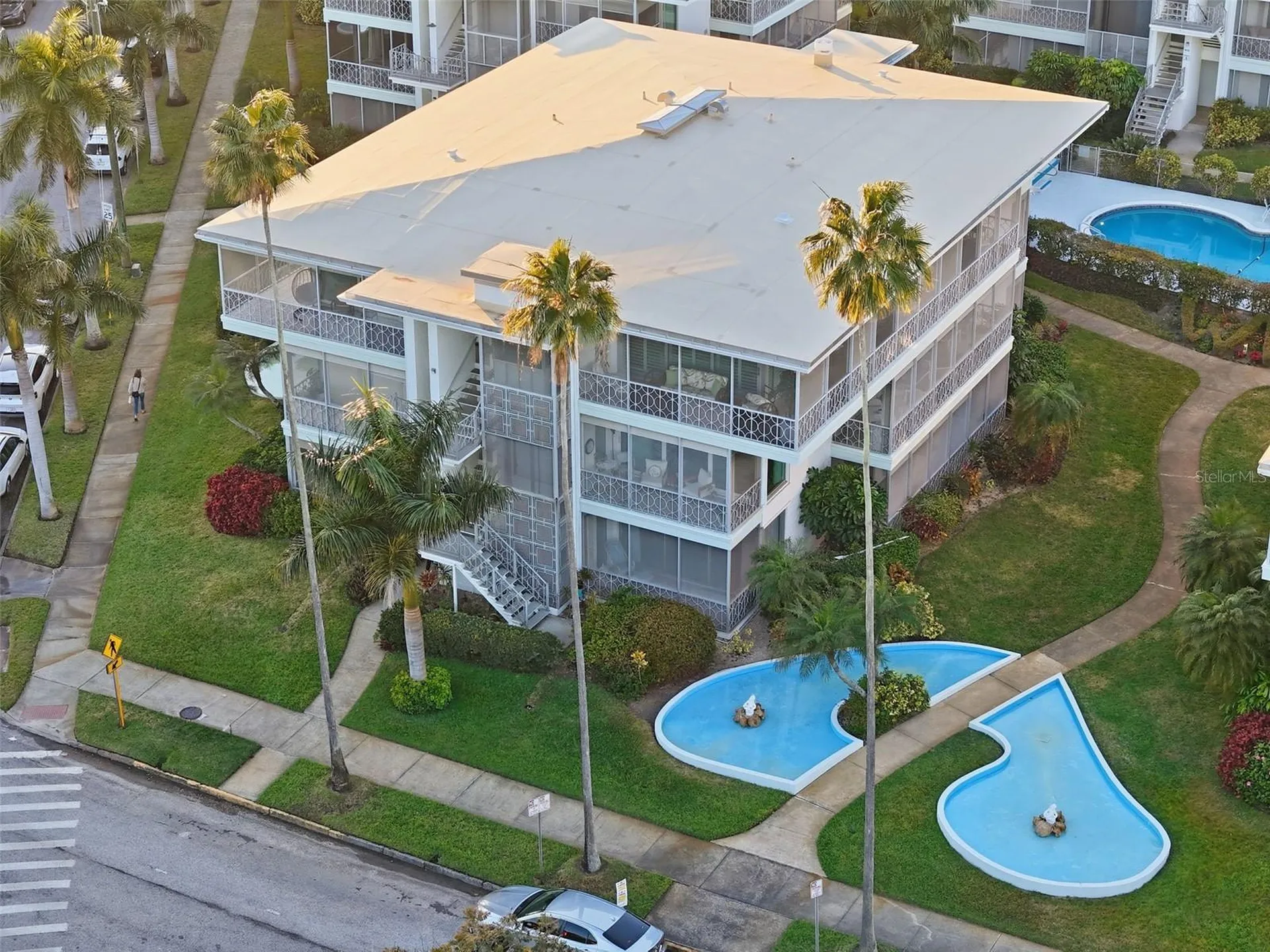 1000 N Shore Drive NE St Petersburg FL 33701