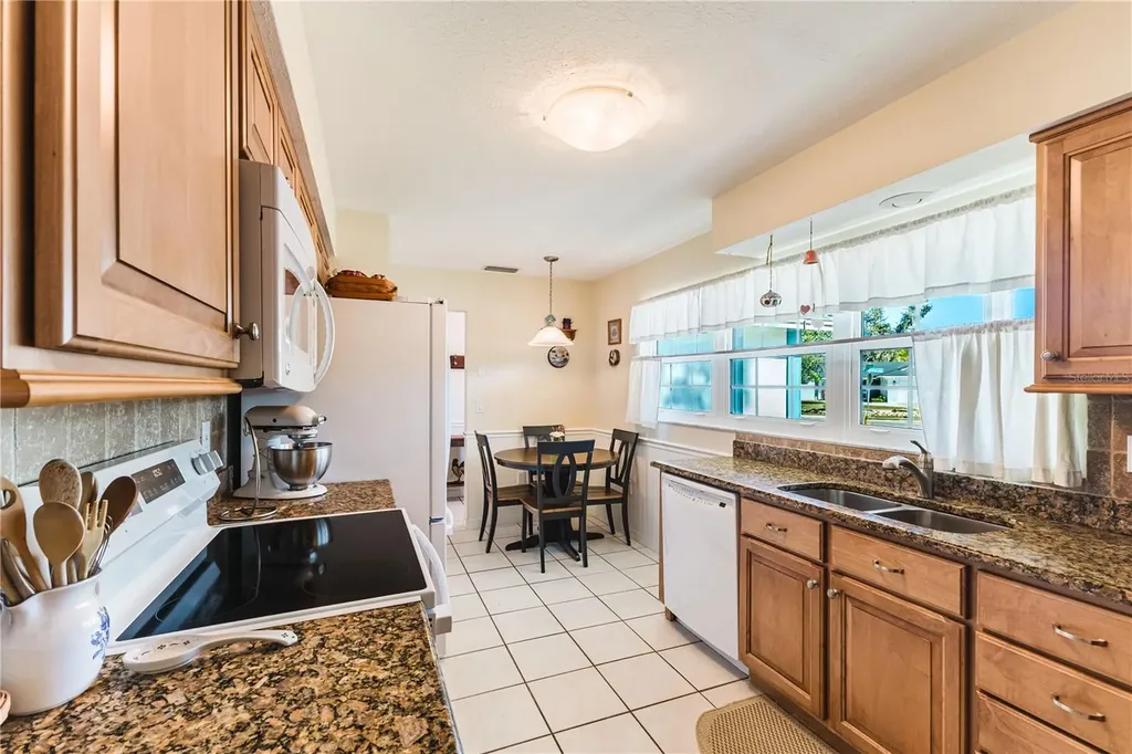 3602 Spainwood Drive Sarasota FL 34232