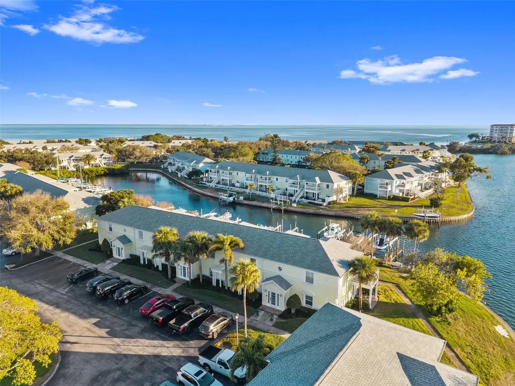 5011 Starfish Drive SE St Petersburg FL 33705