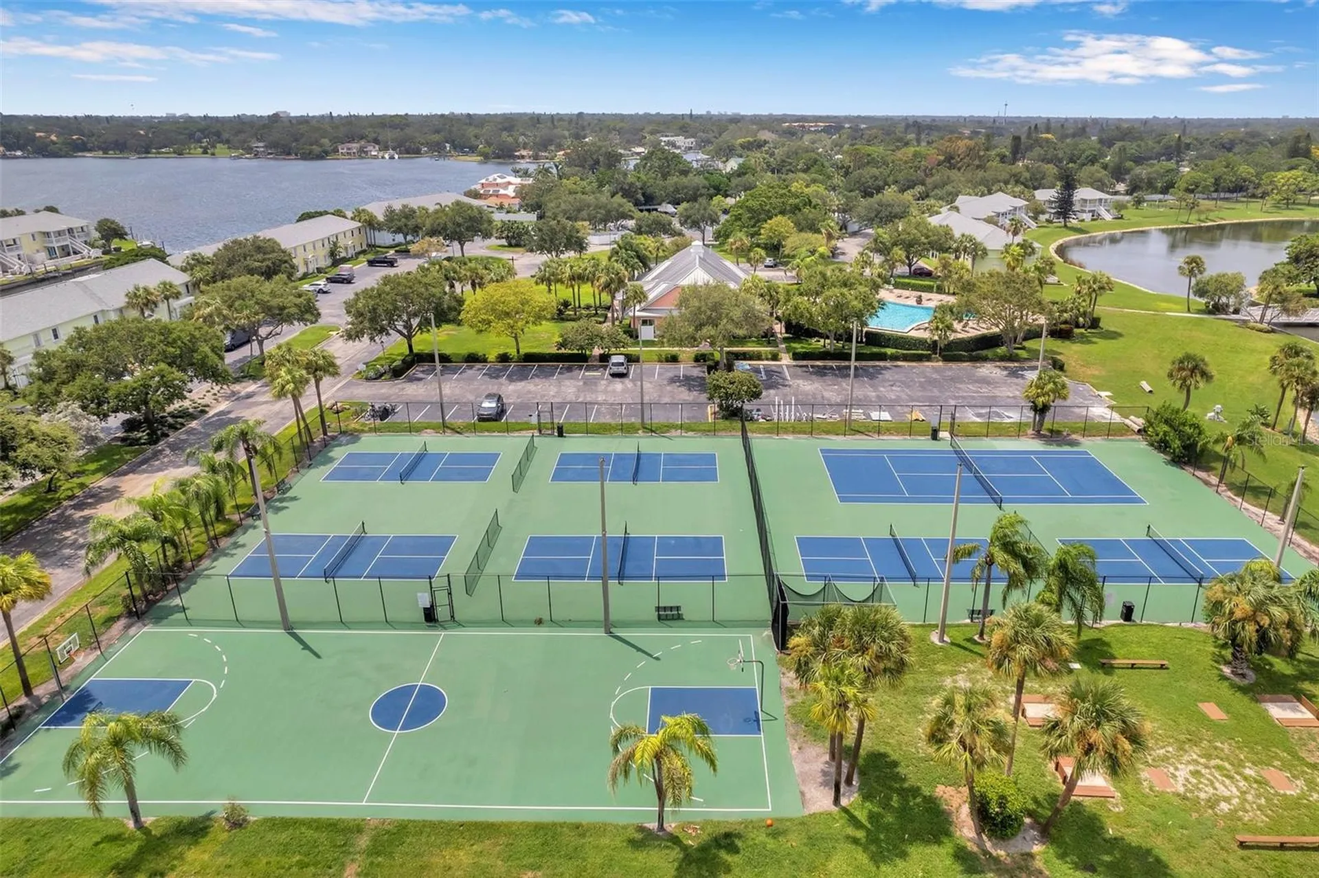 5011 Starfish Drive SE St Petersburg FL 33705
