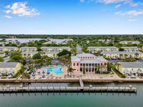 5011 Starfish Drive SE St Petersburg FL 33705