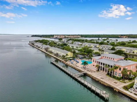 5011 Starfish Drive SE St Petersburg FL 33705