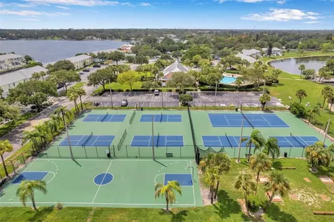 5011 Starfish Drive SE St Petersburg FL 33705