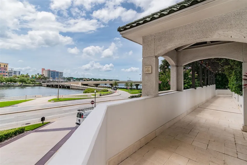 345 Bayshore Boulevard Tampa FL 33606