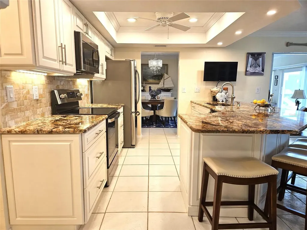 1706 S Lakeside Court Venice FL 34293