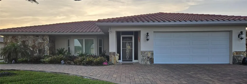 1706 S Lakeside Court Venice FL 34293