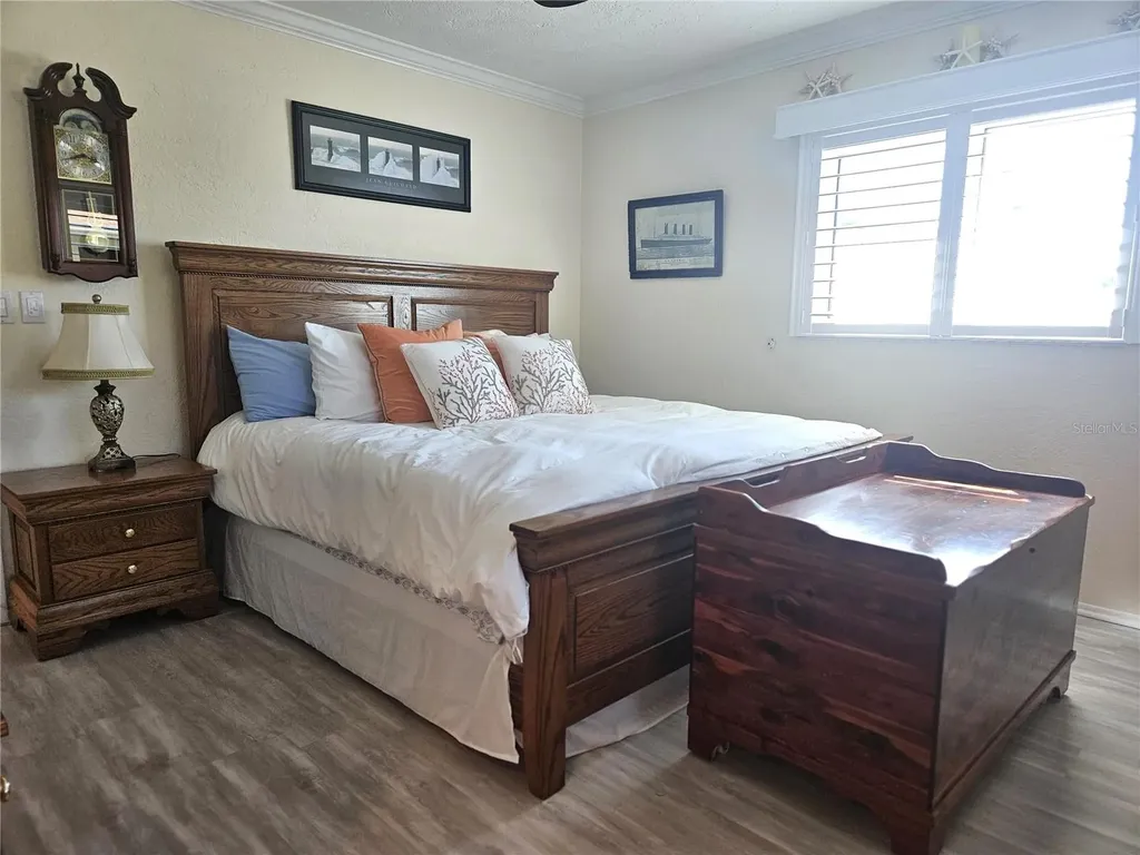 1706 S Lakeside Court Venice FL 34293