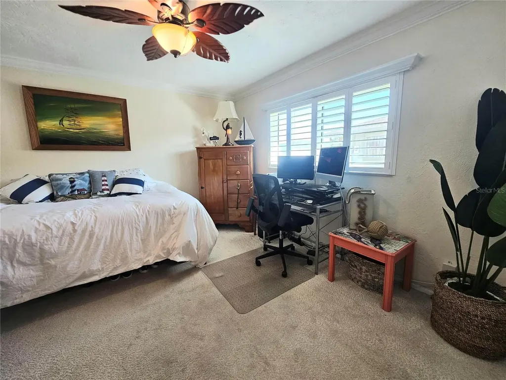 1706 S Lakeside Court Venice FL 34293