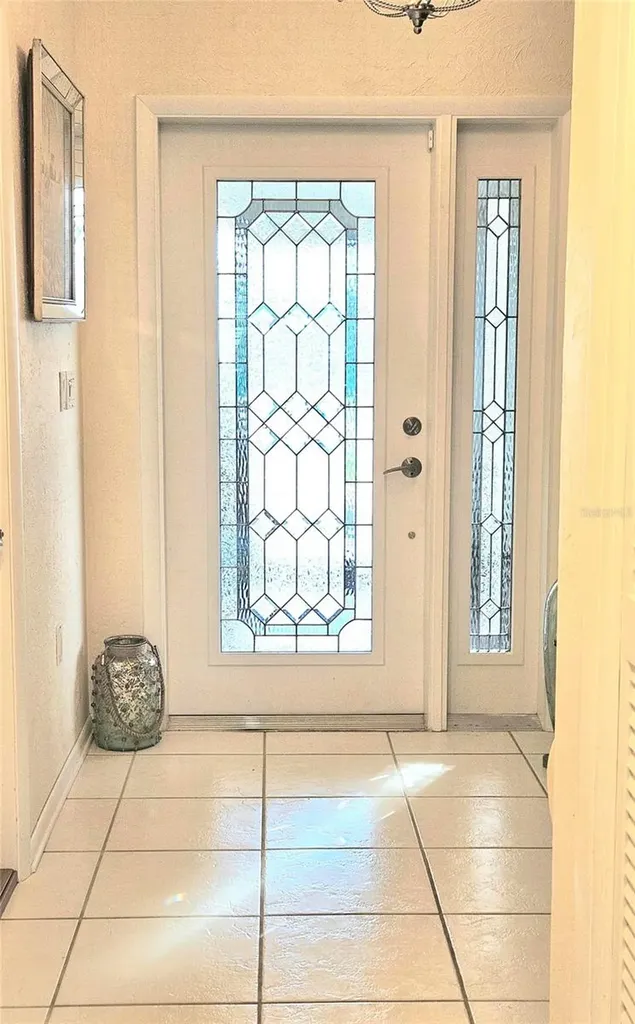 1706 S Lakeside Court Venice FL 34293