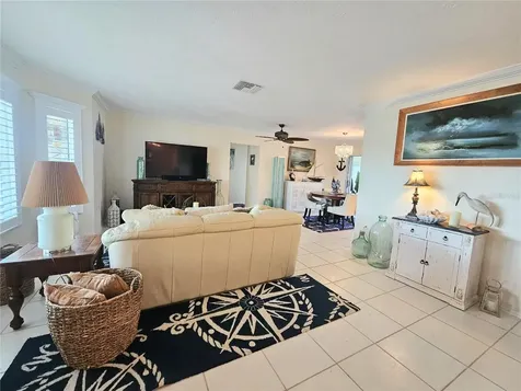 1706 S Lakeside Court Venice FL 34293
