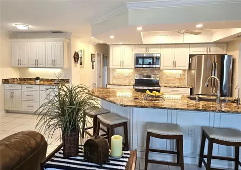 1706 S Lakeside Court Venice FL 34293