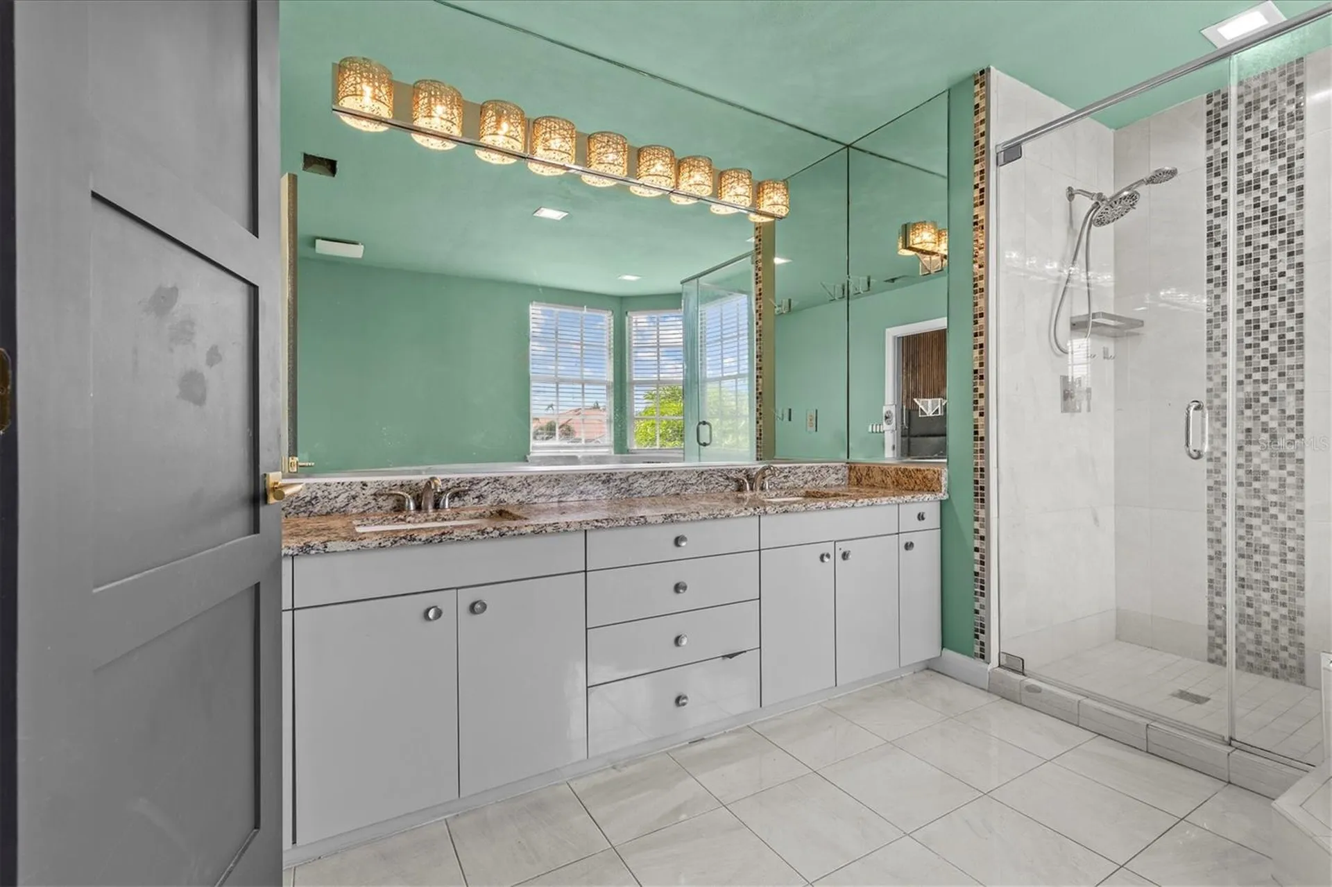 5914 La Rosa Lane Apollo Beach FL 33572