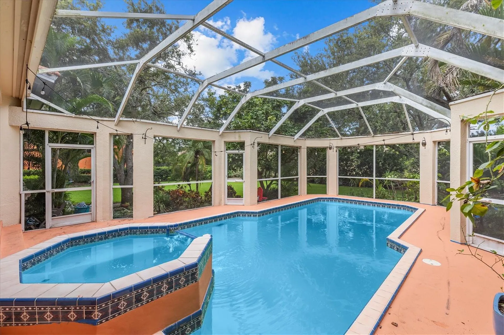 5914 La Rosa Lane Apollo Beach FL 33572