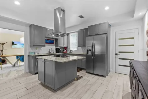 5914 La Rosa Lane Apollo Beach FL 33572