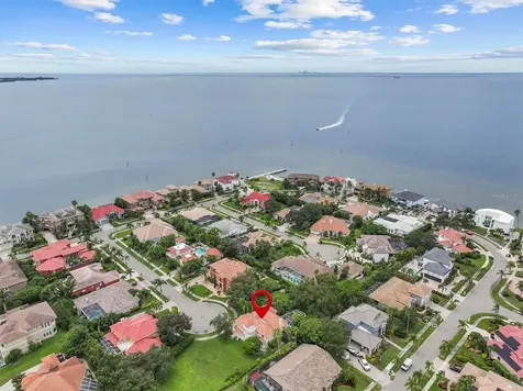 5914 La Rosa Lane Apollo Beach FL 33572