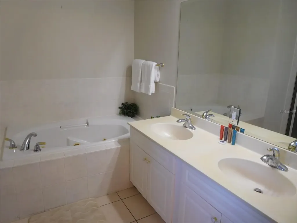 422 Vista Drive Davenport FL 33897
