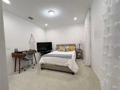 8205 Bayliss Court Orlando FL 32825
