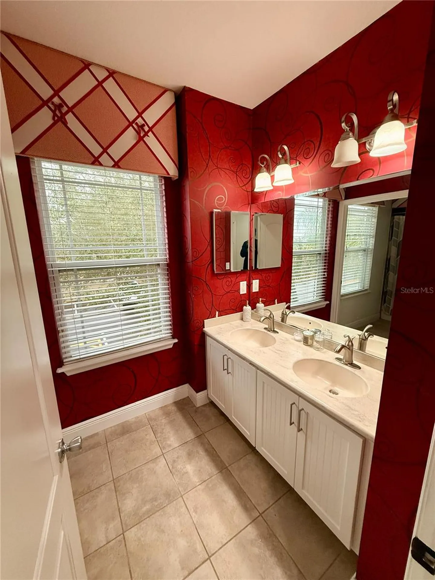 1200 Teton Drive Kissimmee FL 34744