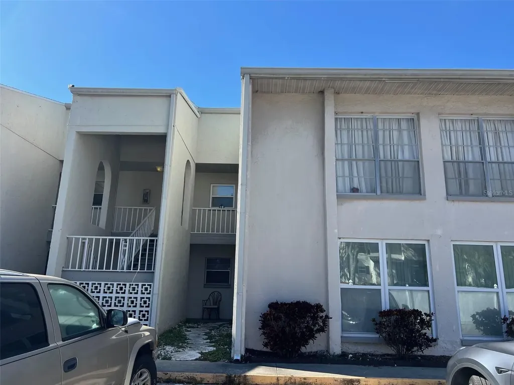 2625 State Road 590 Clearwater FL 33759