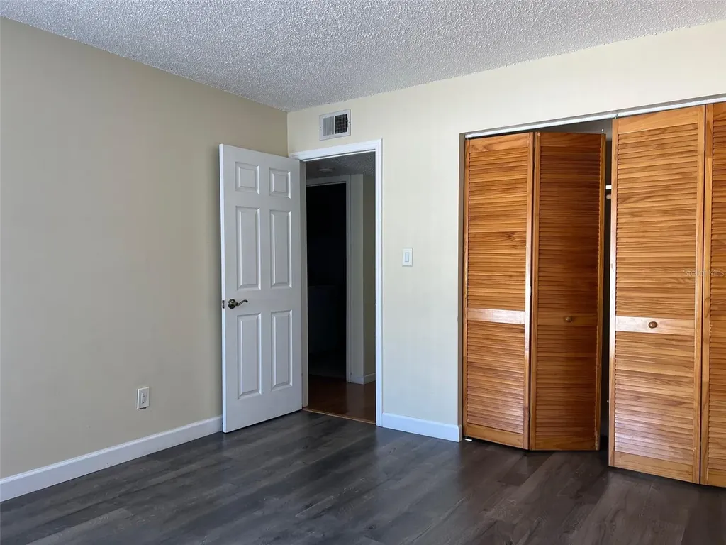 2625 State Road 590 Clearwater FL 33759