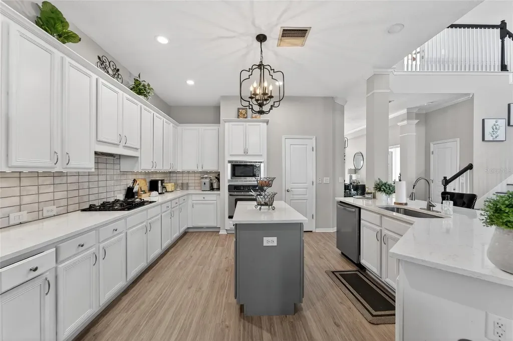 5241 Brighton Shore Drive Apollo Beach FL 33572