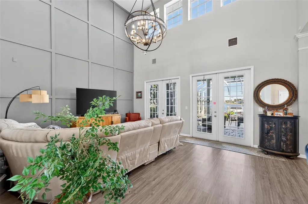 5241 Brighton Shore Drive Apollo Beach FL 33572