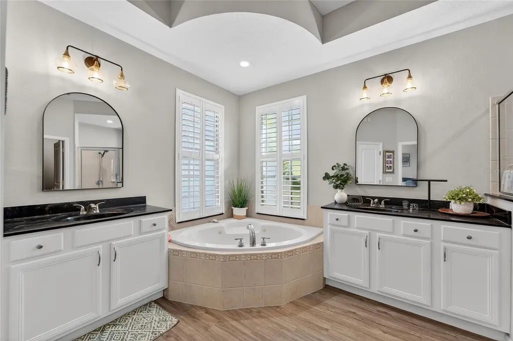 5241 Brighton Shore Drive Apollo Beach FL 33572