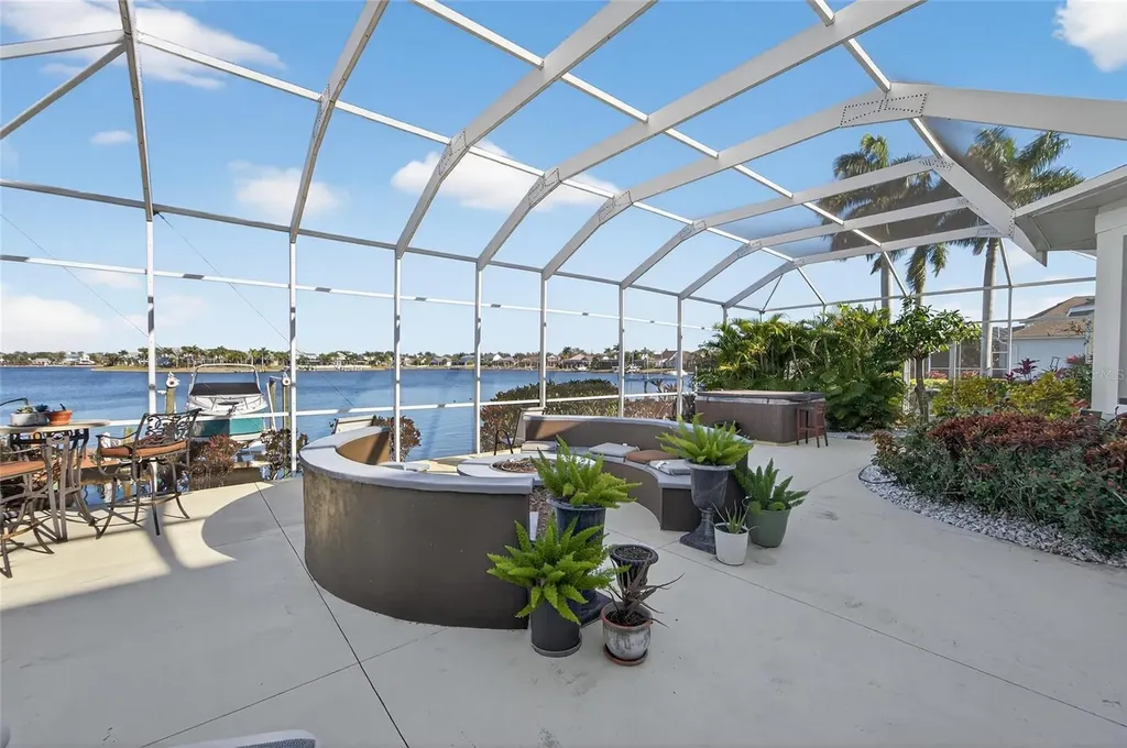 5241 Brighton Shore Drive Apollo Beach FL 33572