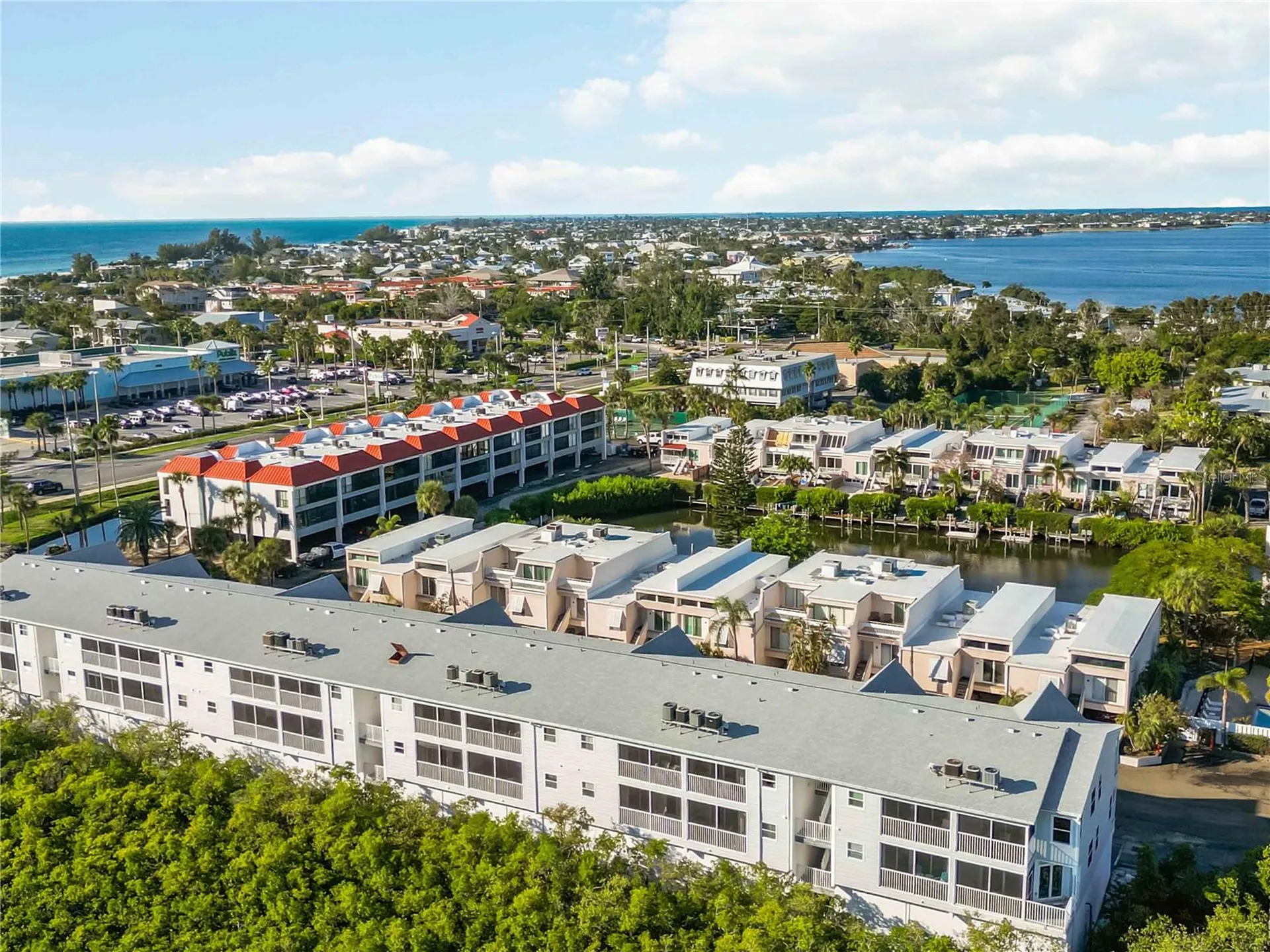 3607 E Bay Drive Holmes Beach FL 34217