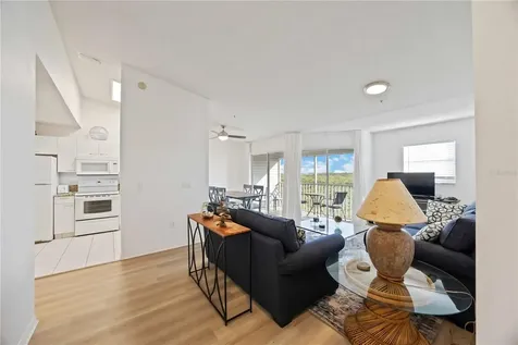 3607 E Bay Drive Holmes Beach FL 34217