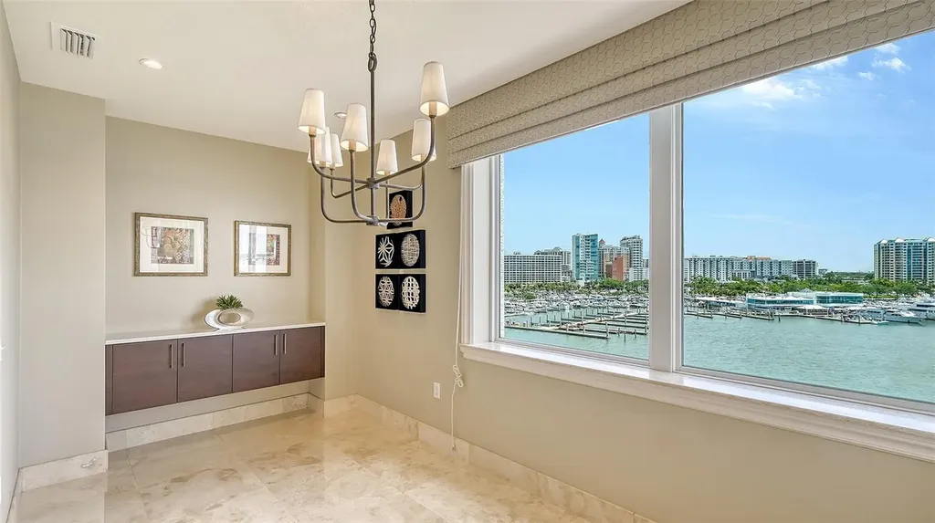 464 Golden Gate Point Sarasota FL 34236