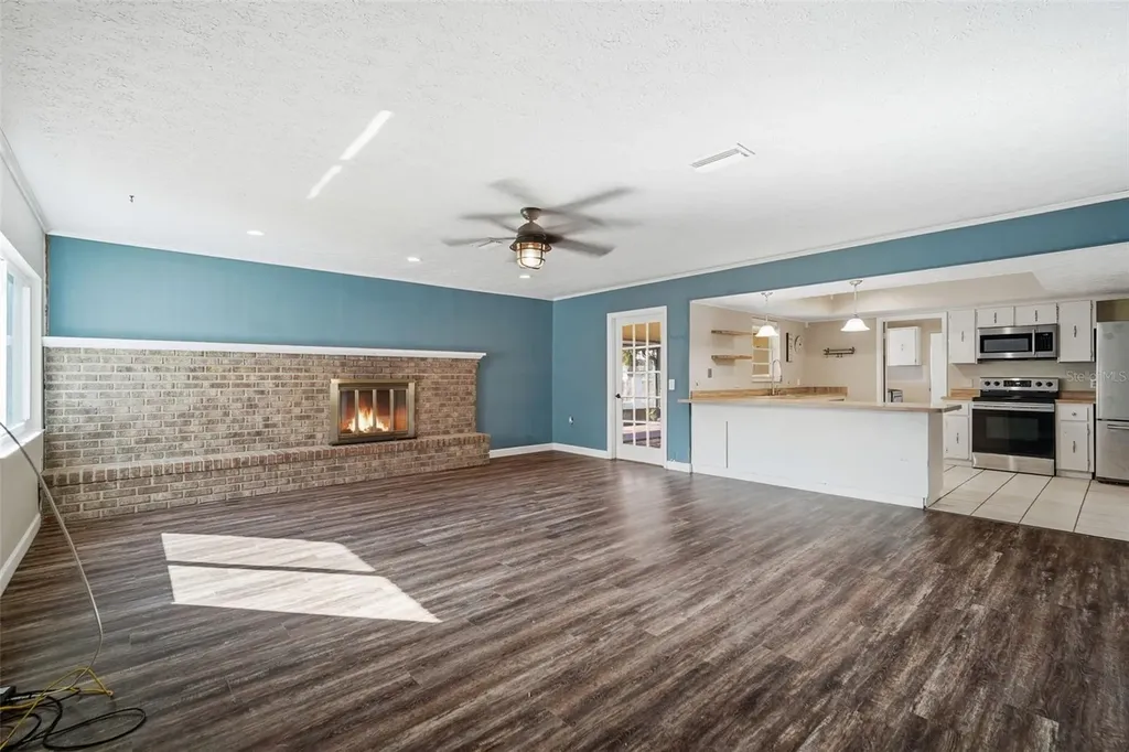 2842 Springdell Circle Valrico FL 33596