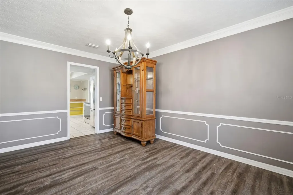 2842 Springdell Circle Valrico FL 33596