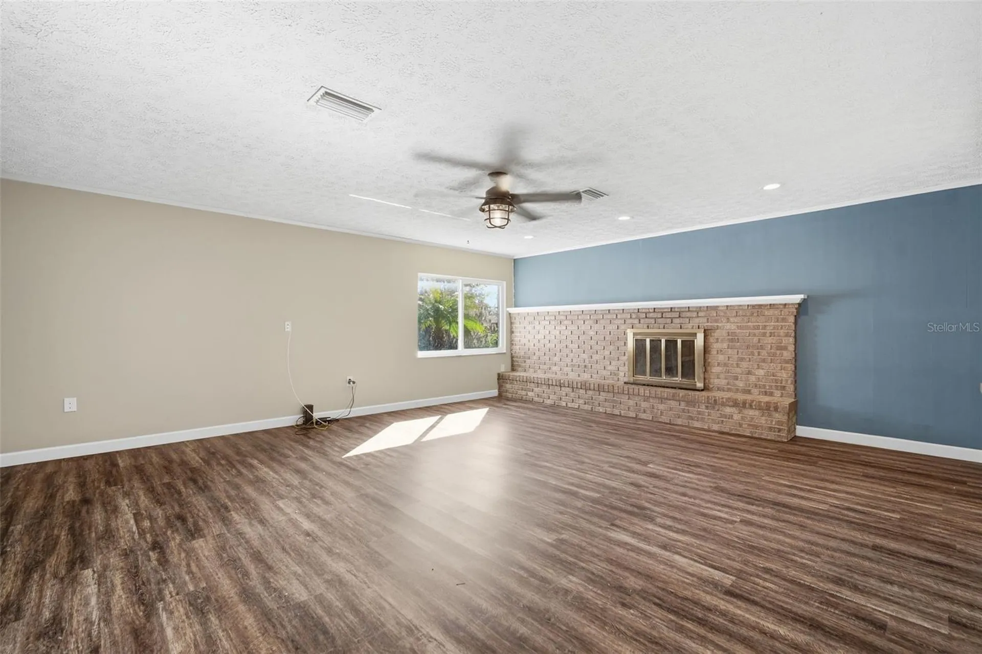 2842 Springdell Circle Valrico FL 33596