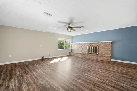 2842 Springdell Circle Valrico FL 33596