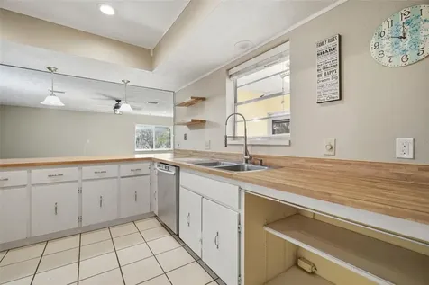 2842 Springdell Circle Valrico FL 33596