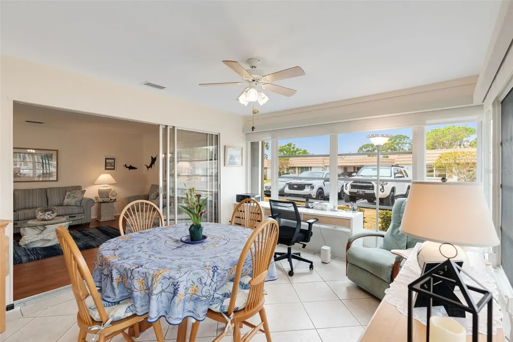 2717 Riverbluff Place Sarasota FL 34231