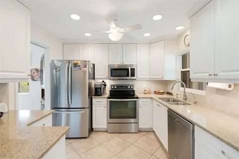 2717 Riverbluff Place Sarasota FL 34231