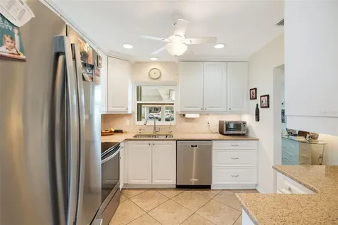 2717 Riverbluff Place Sarasota FL 34231